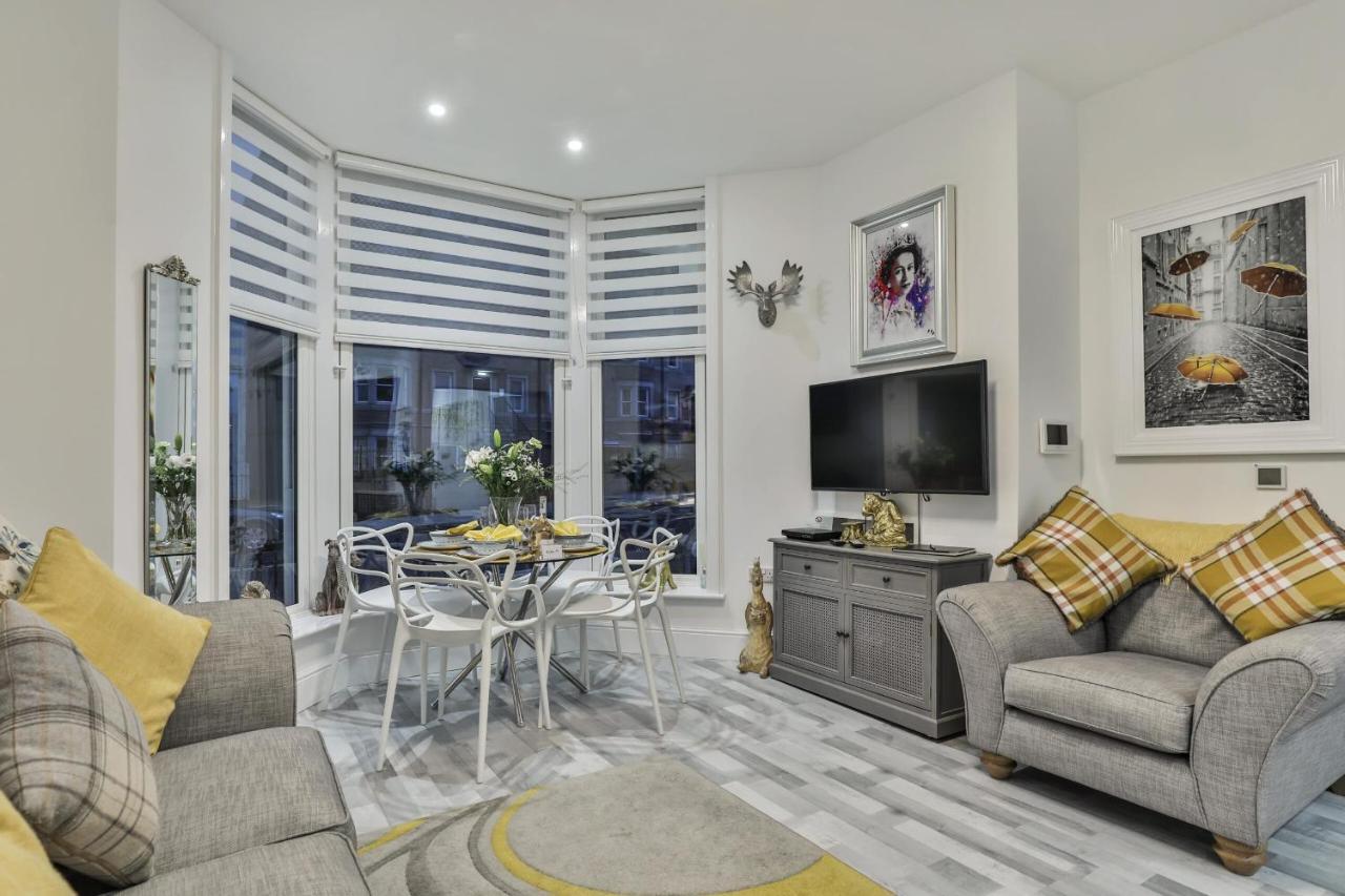Apartmán The - Ground Floor - Luxury For Up To 4 Guests Near Open Air Theatre And North Bay Scarborough